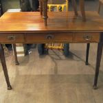 136 1032 WRITING DESK